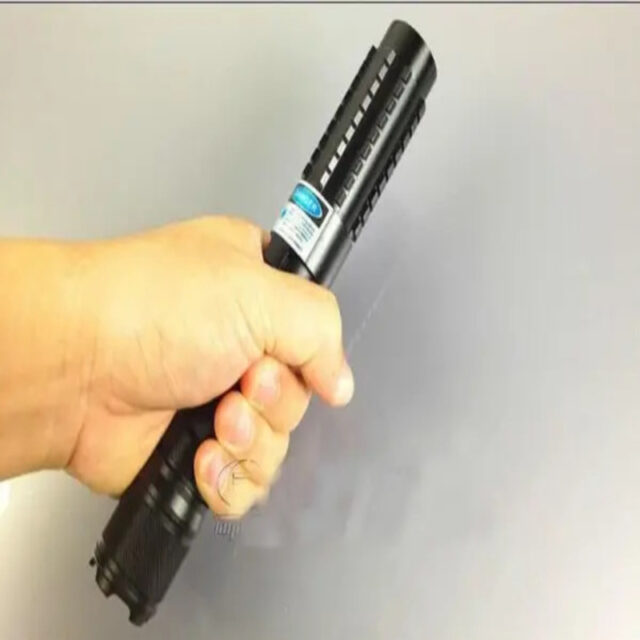 Hochleistungs-Laser-Taschenlampe mit Blauem Licht – Bild 5